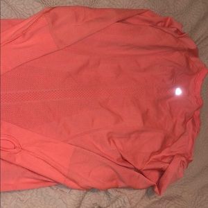 Lululemon long sleeve size 4